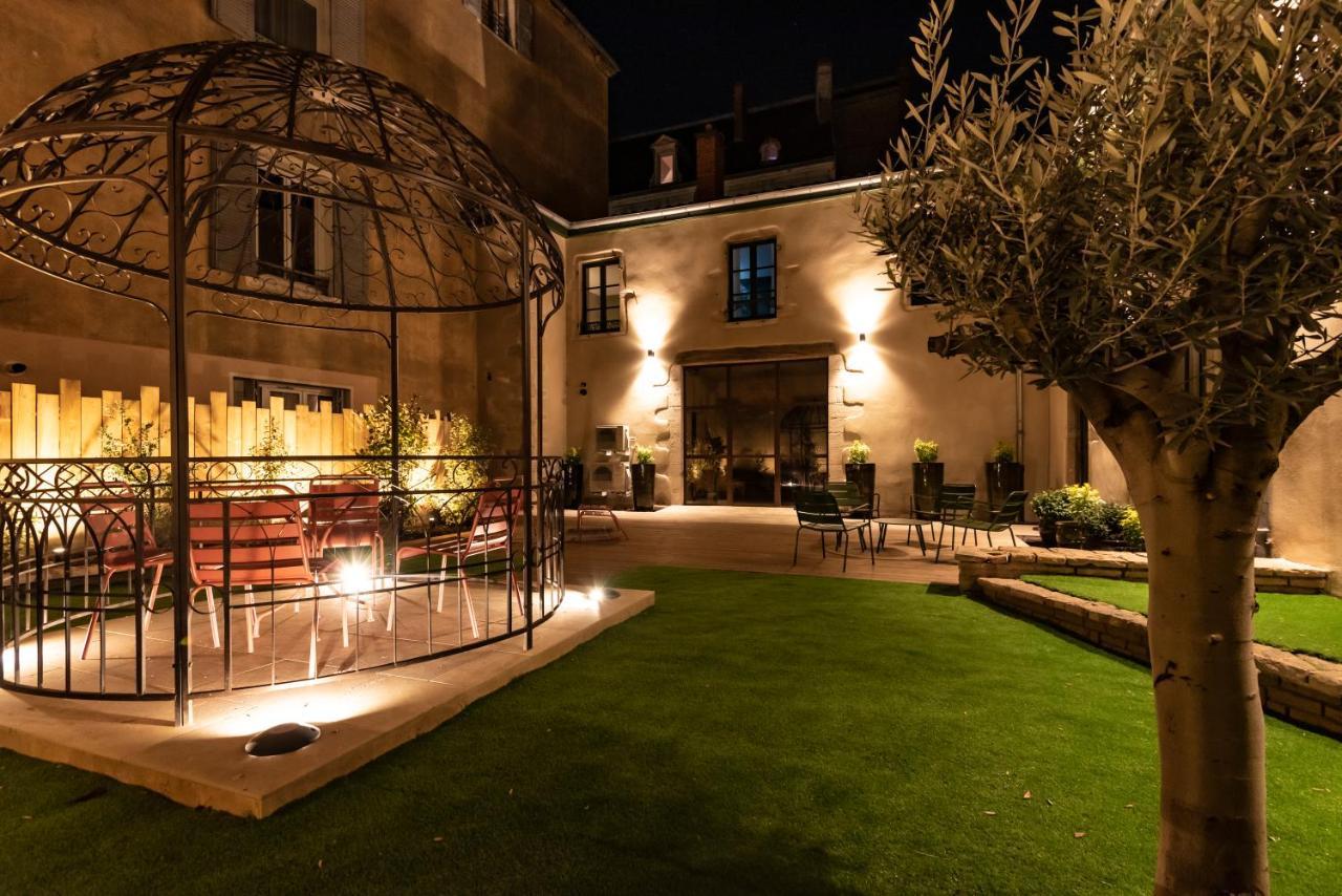 Le Cosy Chic . Proche Gare . Centre-Ville Macon . Neuf . Climatisation . Design . Wifi . Extérieur photo