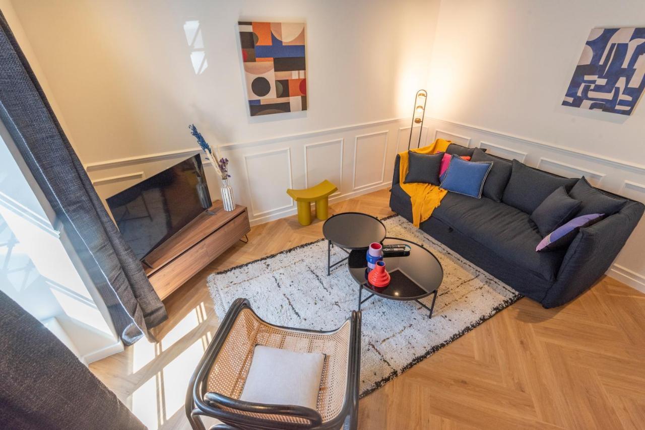 Le Cosy Chic . Proche Gare . Centre-Ville Macon . Neuf . Climatisation . Design . Wifi . Extérieur photo