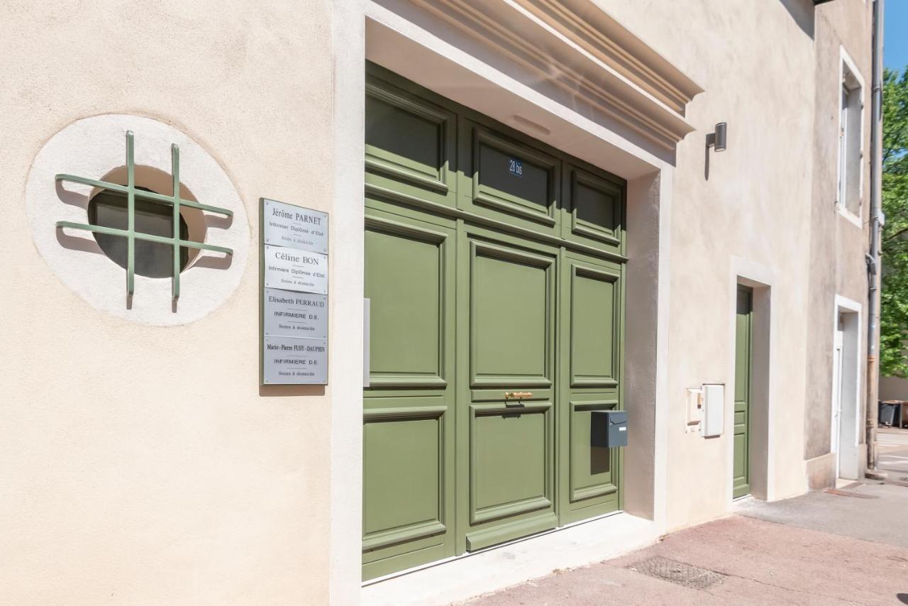 Le Cosy Chic . Proche Gare . Centre-Ville Macon . Neuf . Climatisation . Design . Wifi . Extérieur photo