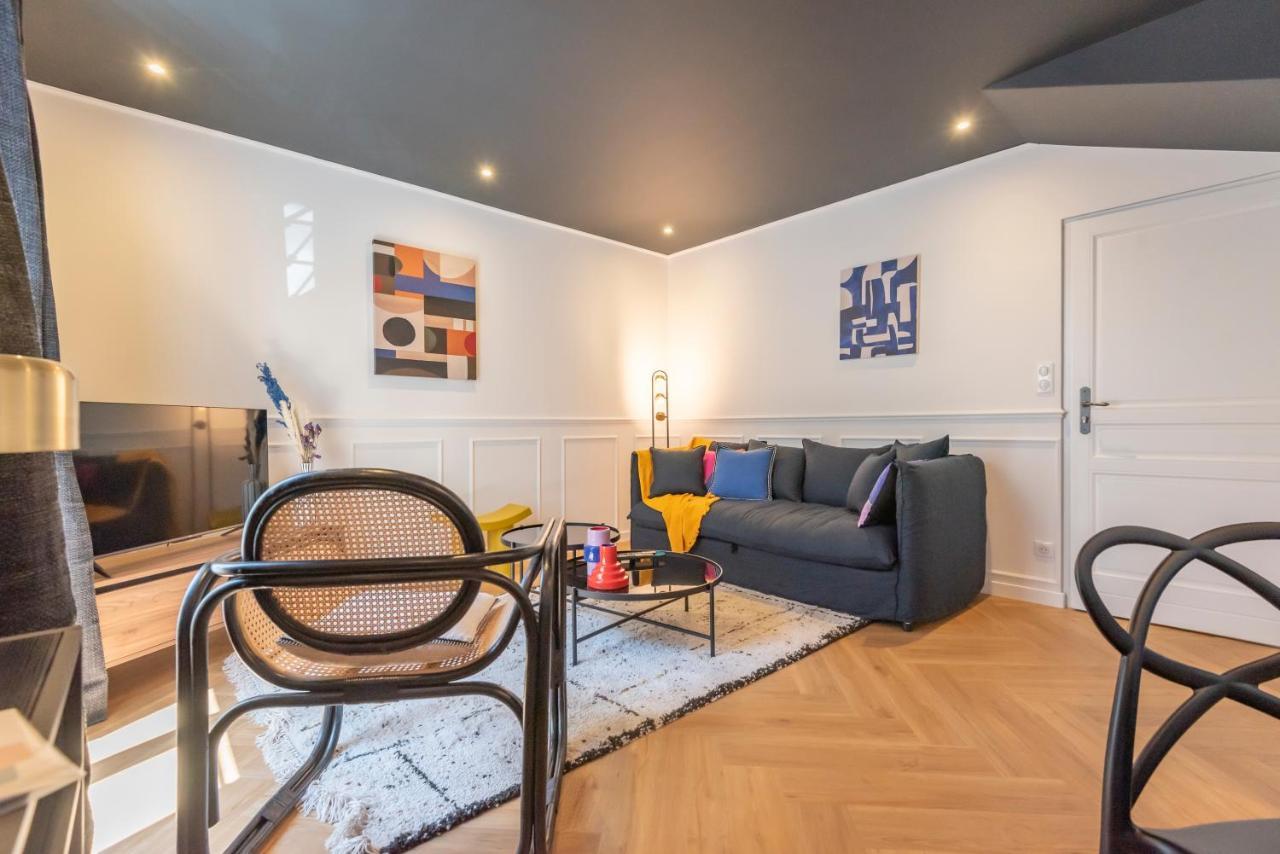 Le Cosy Chic . Proche Gare . Centre-Ville Macon . Neuf . Climatisation . Design . Wifi . Extérieur photo